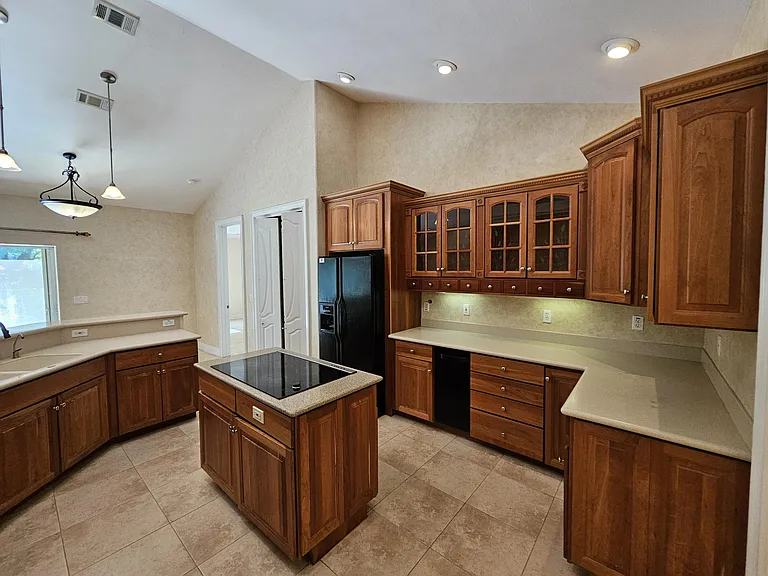 1866 Sunrise Dr — Photo 11