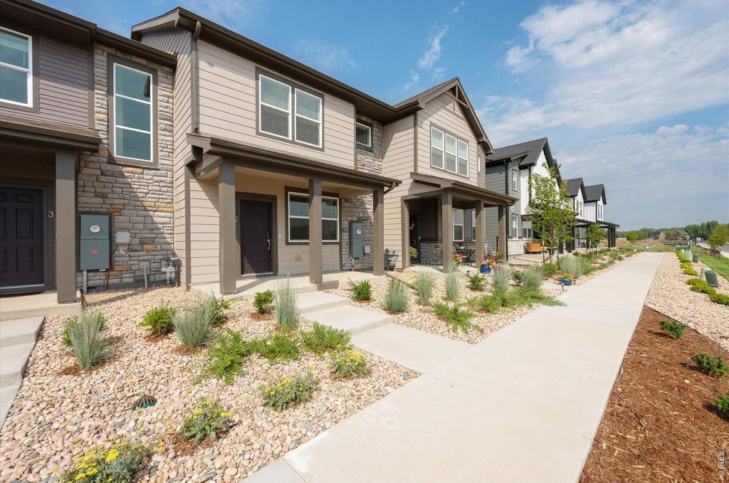 1594 Riverplace Dr #2