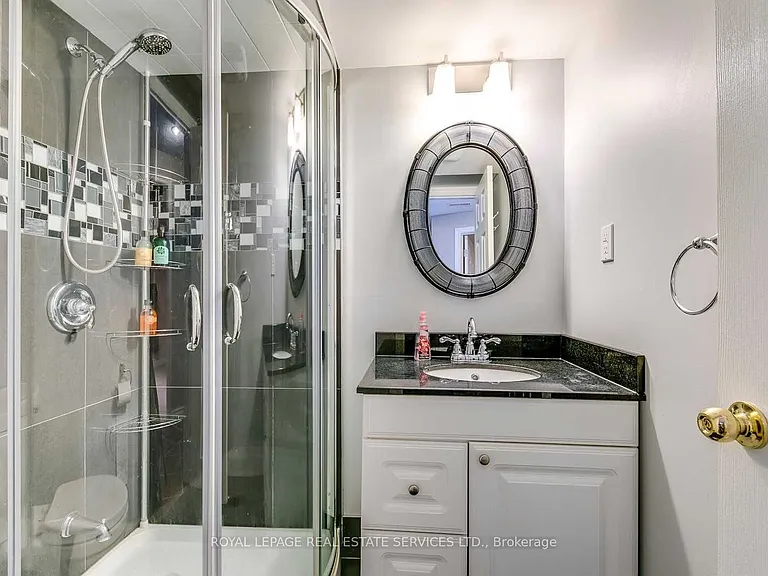 1447 Clearview Dr — Photo 35
