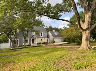 626 Terrell Rd, Terrell Hills, TX 78209