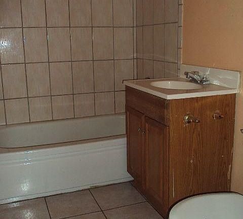 4th image of 3143 N 25th Dr