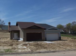 1801 S St. Aubin, Sioux City, IA 51106