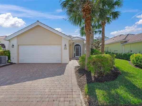 5762 Benevento Dr, Sarasota, FL 34238