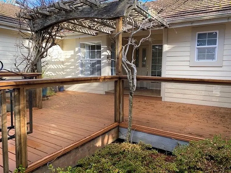 114 Ocean View Ct — Photo 5