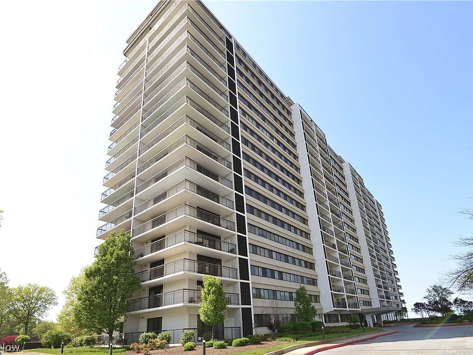 1st image of 12550 Lake Ave APT 305