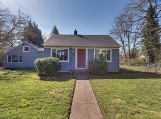 9016 SE Knapp St, Portland, OR