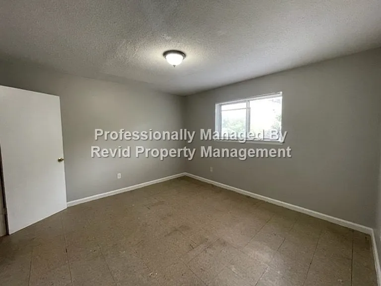 147 Stonewall St. — Photo 40