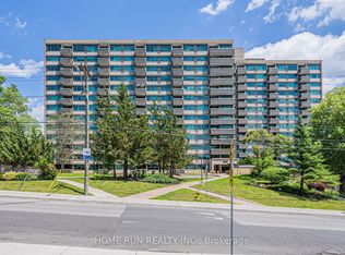 555 Brittany Dr #1111, Ottawa, ON K1K 4C5
