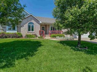 725 N Cedar Park, Wichita, KS 67235