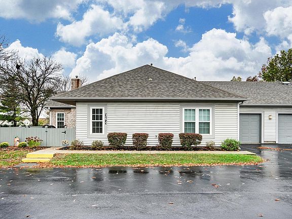 3rd image of 364 Villa Oaks Ln