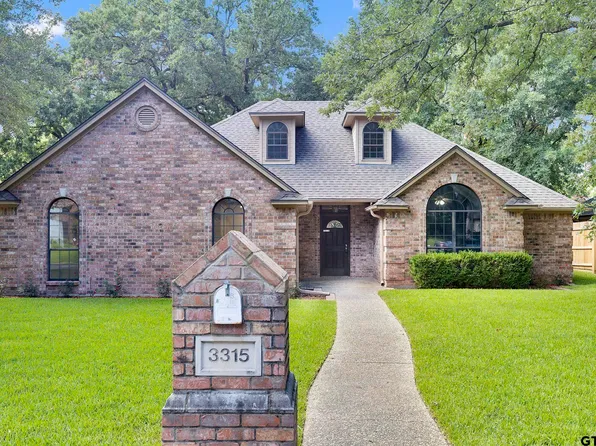 3315 Oak Village Dr, Tyler, TX 75707