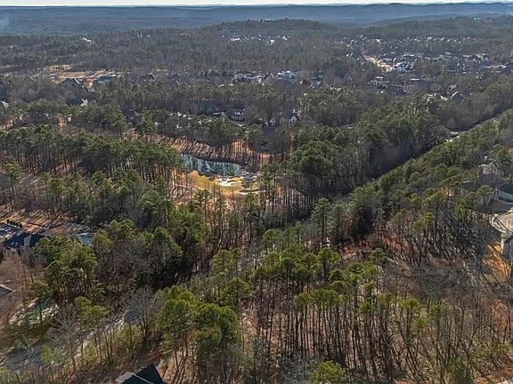 4th image of 36 Bear Valley Cir