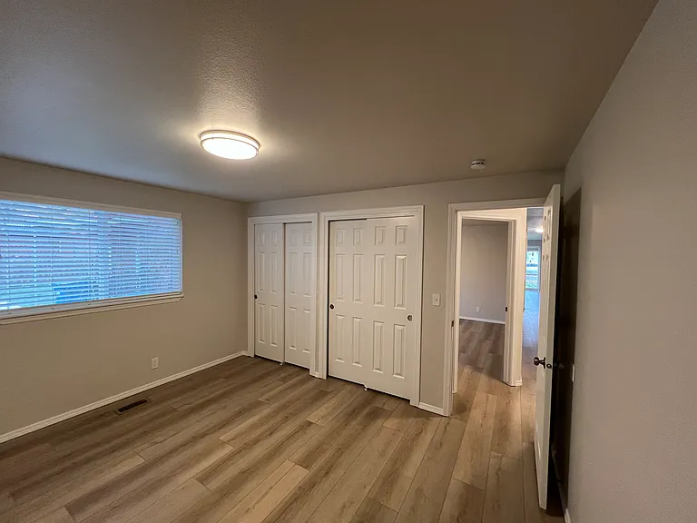 2515 W Woodlawn Ave #2515 — Photo 5