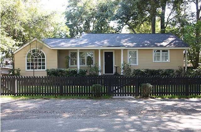 1983 Frampton Ave