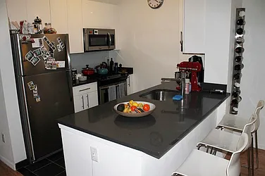 Rented by Space Marketing Shop