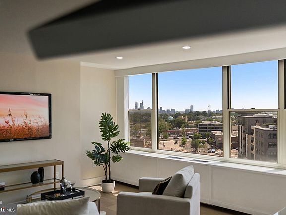 4th image of 50 Belmont Ave APT 1016