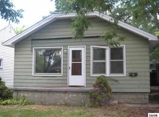 2205 N Kentucky Ave, Flint, MI 48506