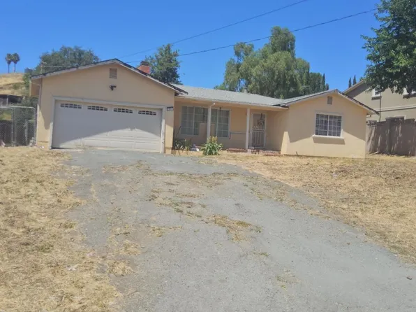 1958 Holly Dr, Concord, CA 94521