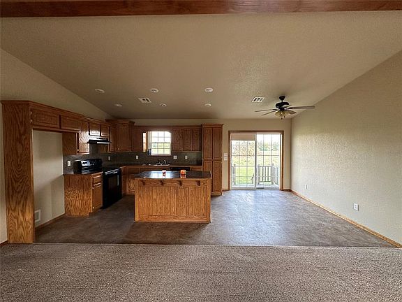 4th image of 106998 S 18th Hwy