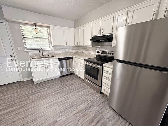 3rd image of 1800 Labette Manor Dr #7