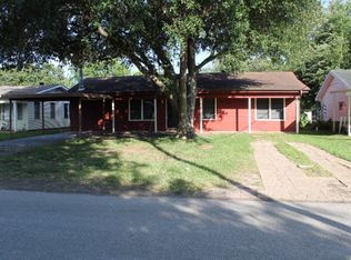 2269 1st St, Port Neches, TX 77651