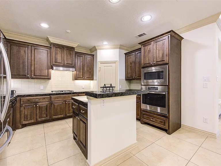 13606 Teal Bluff Ln — Photo 23