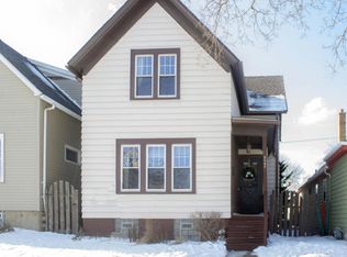 2505 S Austin St, Milwaukee, WI 53207