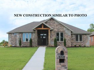 2231 S Lexus Ave, Springfield, MO 65807