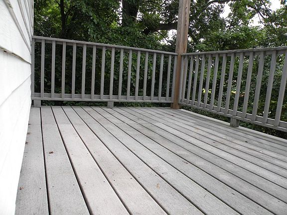 1st floor deck