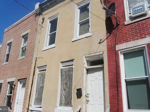 2nd image of 2323 Greenwich St