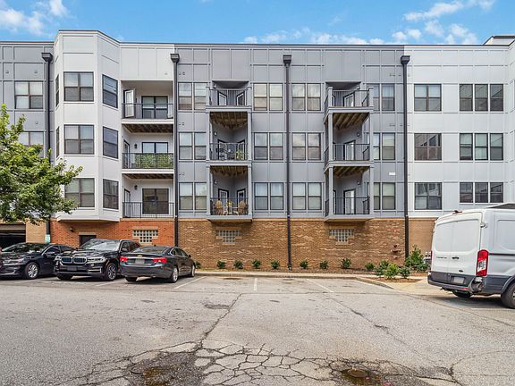 3rd image of 898 Oak St SW Unit 3228