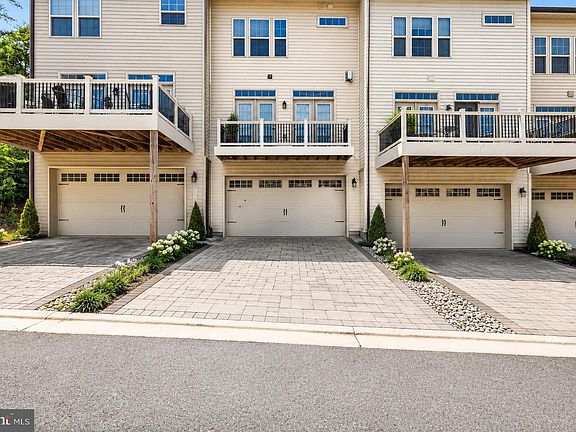 2nd image of 7314 Taylors Hill Ln