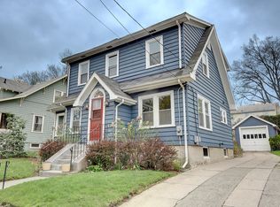 123 Wilcox Ave, Pawtucket, RI 02860