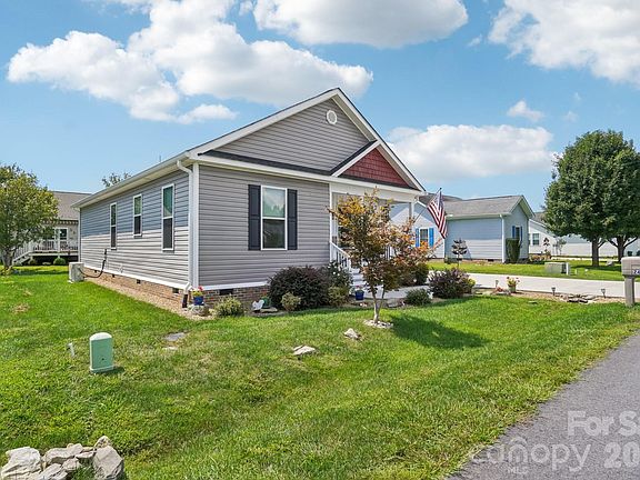 3rd image of 244 Beechnut Dr