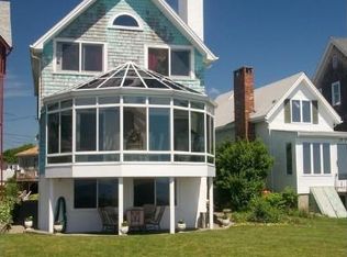 126 Bay View Ave, Salem, MA 01970