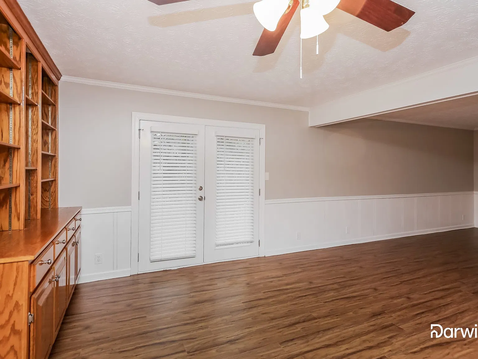 5 bed, 4.0 bath, 2394 sqft, $2,245 — Photo 4