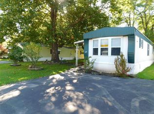 2 Valley View Dr, Avon, NY 14414