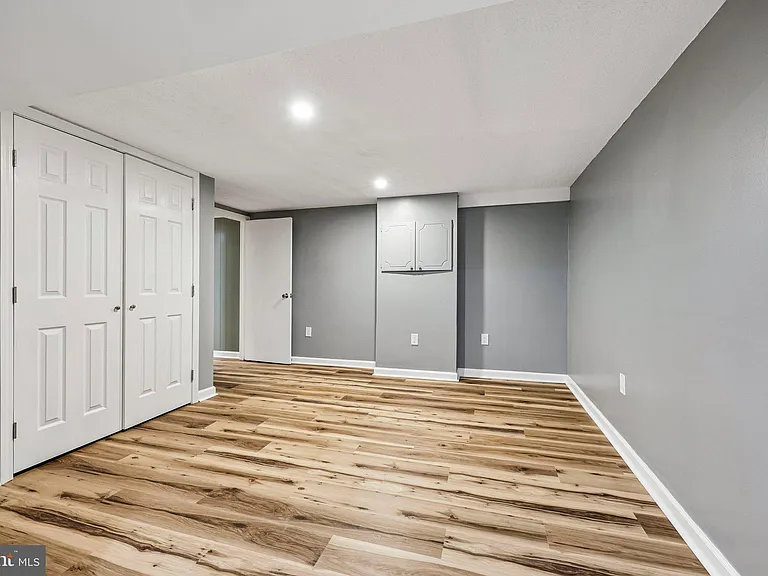 7200 Vellex Ln — Photo 34
