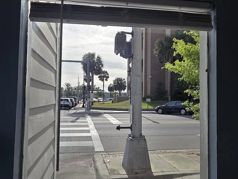 131 N Jefferson St — Photo 22
