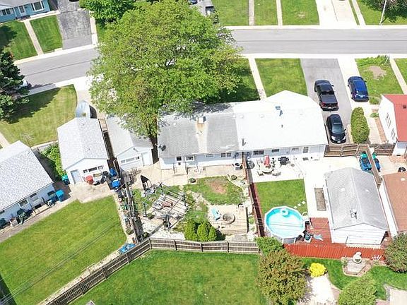 5th image of 8751 S Duffy Ave