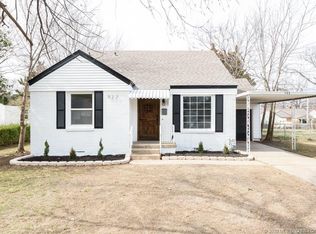 922 S Richmond Ave, Tulsa, OK 74112
