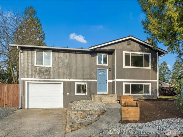 2615 Mount McKinley Court, Puyallup, WA 98374