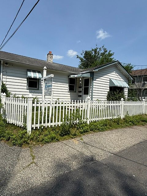 1st image of 14 Haskell Ave #A