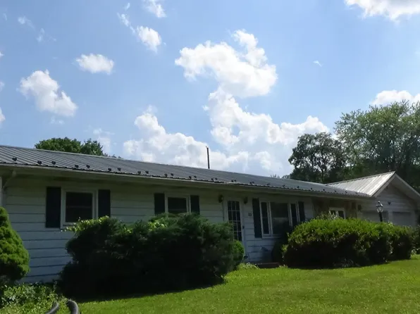 101 Creek Rd, Newport, PA 17074