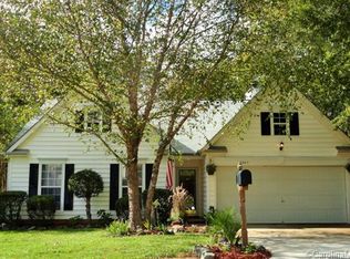 8607 Woodhill Manor Ct, Charlotte, NC 28215