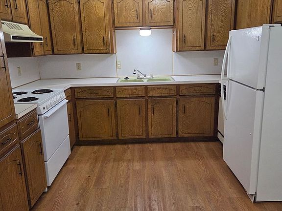 2nd image of 2201 N Main St #120-C3