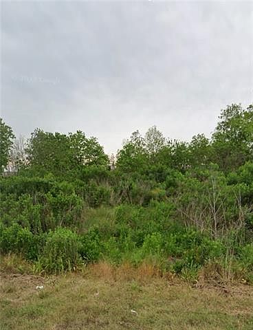 2nd image of 2509 Delacroix Hwy