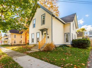18 Monroe St, Honeoye Falls, NY 14472