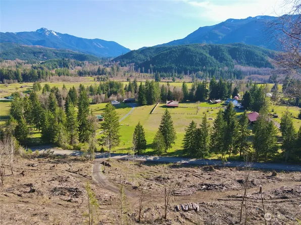 320 Mineral Road N, Mineral, WA 98355