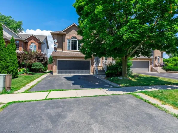 4 Cabriolet Cres, Hamilton, ON L9K 1K6